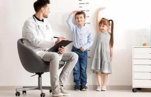 水果|有助于孩子“长高”的4种水果,提醒:家长朋友可让孩子多吃