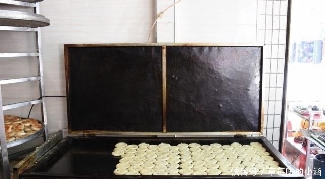 制作|绿豆饼是常见的食物,你知道哪里最正宗吗
