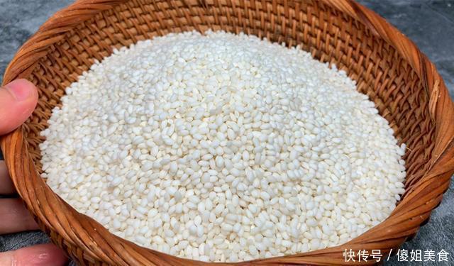 香甜|糯米最近火了,这做法一看就会,香甜软糯又解馋,比吃肉还香