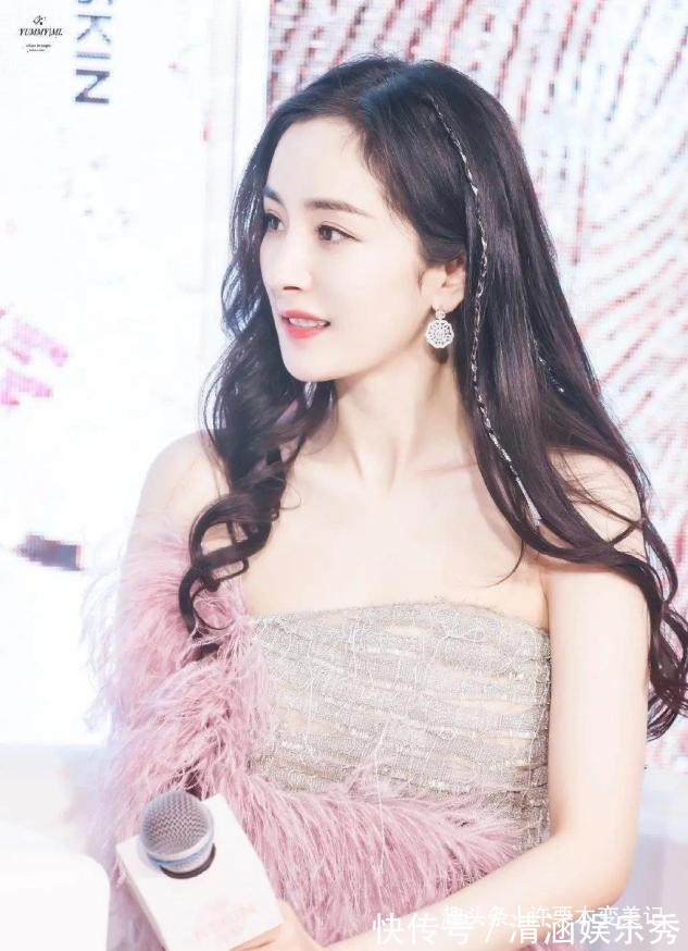 蘑菇头 45岁的女人,建议避开这5种发型,不仅大妈感十足,还显老没气质