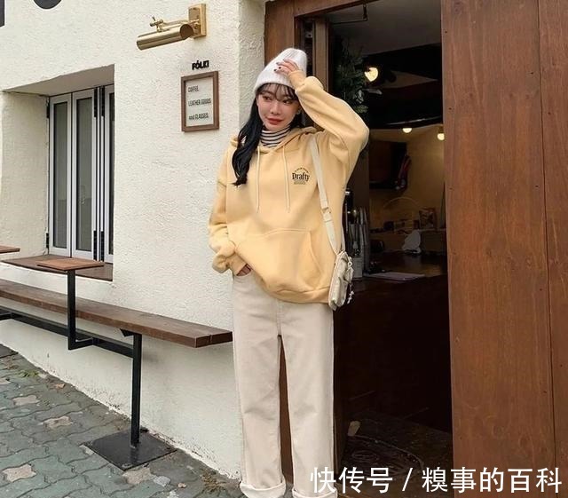 阔腿裤 卫衣 + 靴子,毛衣 + 阔腿裤,这20套早春穿搭,好看极了!