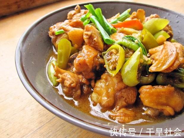 鸡翅最抢手的做法,够鲜够香,开胃下饭,做法简单,还没吃就嘴馋