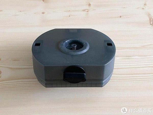 轻松家居清洁 篇四：究竟谁擦地擦的更干净？iRobot擦地机器人m6体验惊魂记