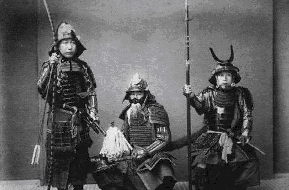  国名|日本国名全称是什么？原本是很高调的五个字，去除两字后低调多了