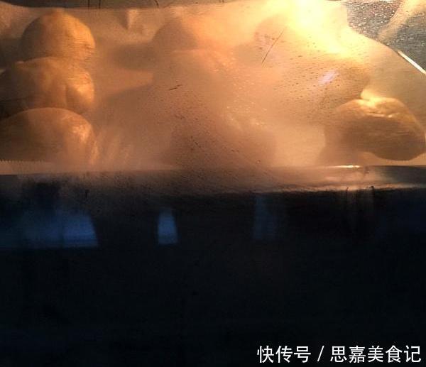 懒人|面包懒人做法,摔一摔做出手套膜,蒸出来柔软拉丝,萱软蓬松