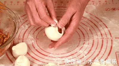小技巧|包子总是捏不好记住这个小技巧,厨房小白也能做出漂亮包子