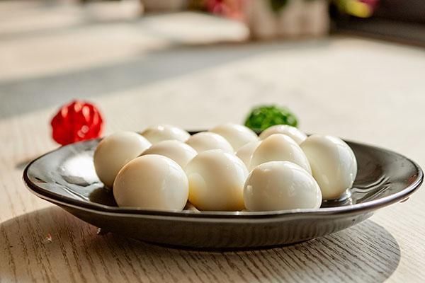 缺乏维生素B12，身体会出现什么异常？怎样才可以补充？