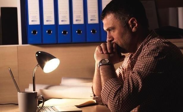 睡眠质量|再次提醒:高血压人群,这1习惯尽早戒掉!不是抽烟也不是喝酒!