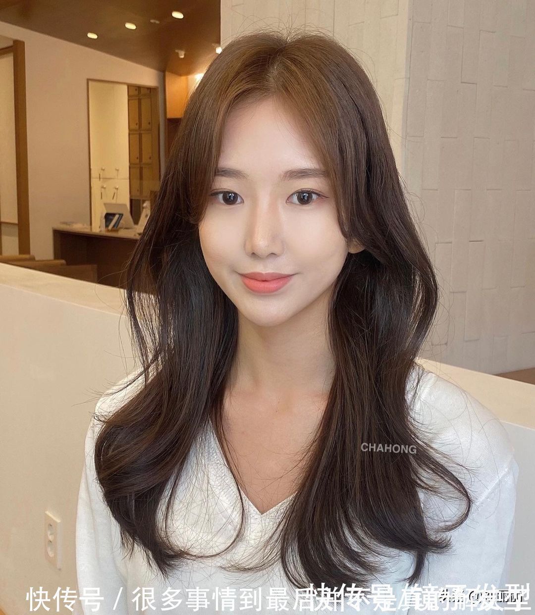 更上一层楼 羊毛卷已过时,22款当下流行发型送给大家,直接剪就对了