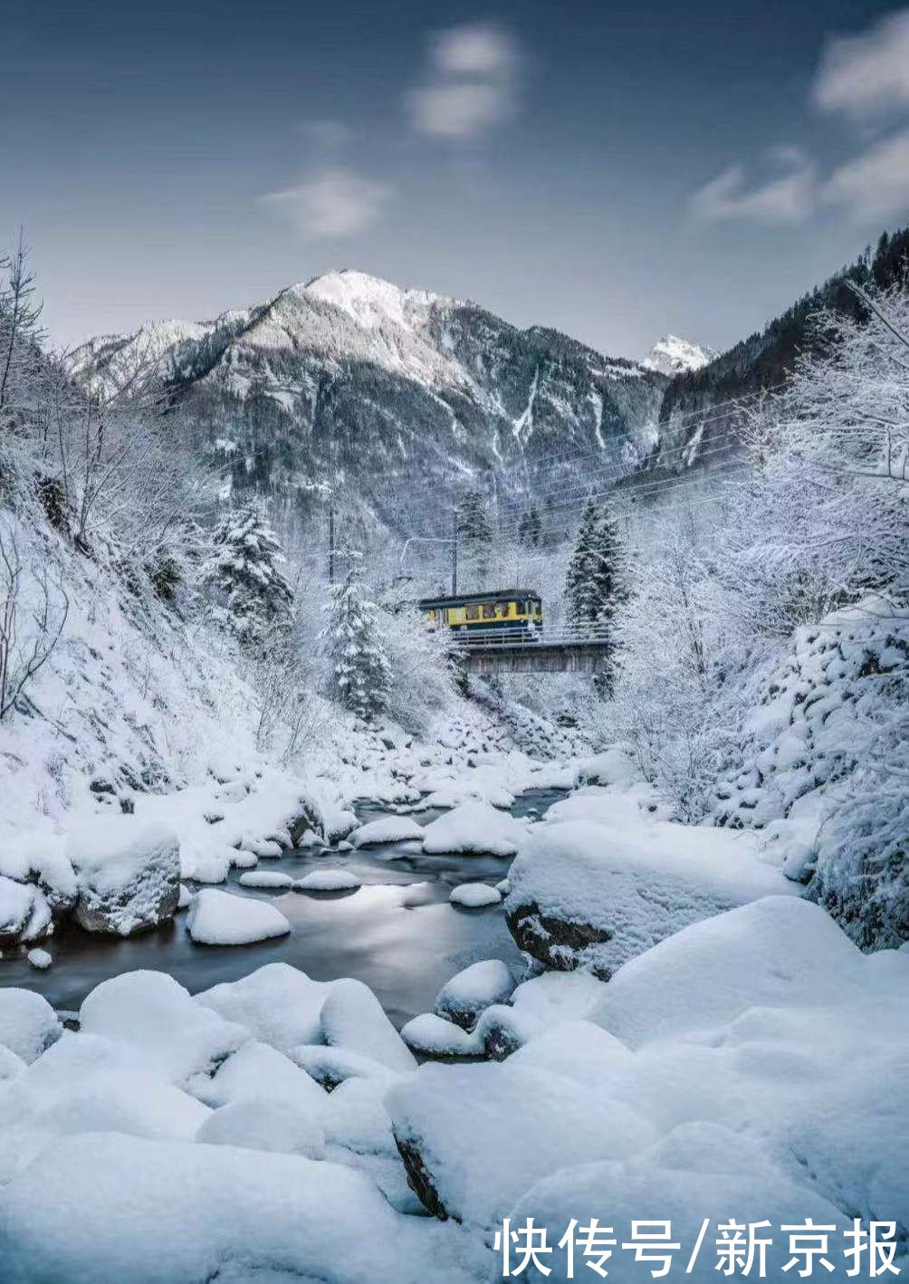 少女峰|到此一游｜探访阿尔卑斯山最美山峰，滑夜雪、吃奶酪火锅