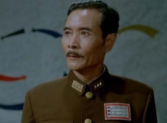 副总司令|堂堂国军副总司令,手握十万重兵,一战被我军打成了小营长!