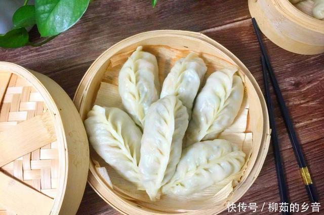 萝卜|不用发面也能做出鲜香味美的大包子，薄皮大馅，一出锅就被抢光了