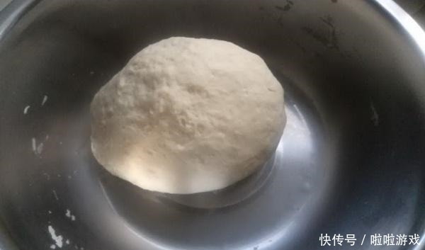 包子总是发硬,只需多加“它”,包子暄软又美味,皮薄馅大!