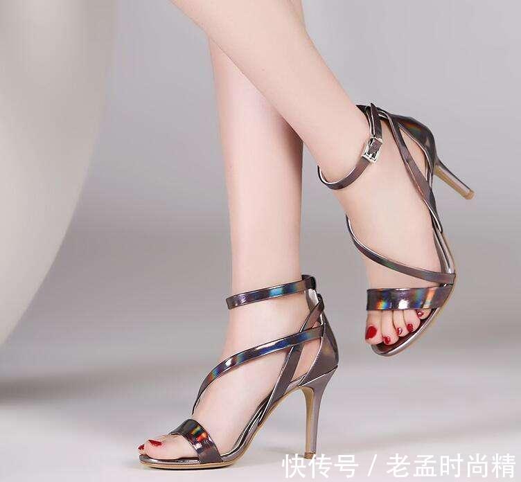 鱼嘴|拥有一双鱼嘴高跟鞋,你的魅力指数一定倍增