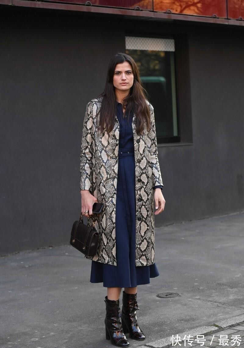 淑女风 冬季的万能搭配公式来了,“大衣+靴子”精致时髦,20到50都能穿
