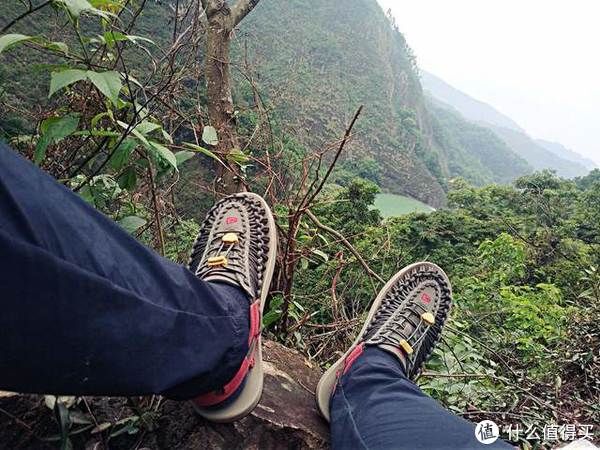 小雨|好装备清单？不了，只说格里高利NANO和KEEN UNEEK