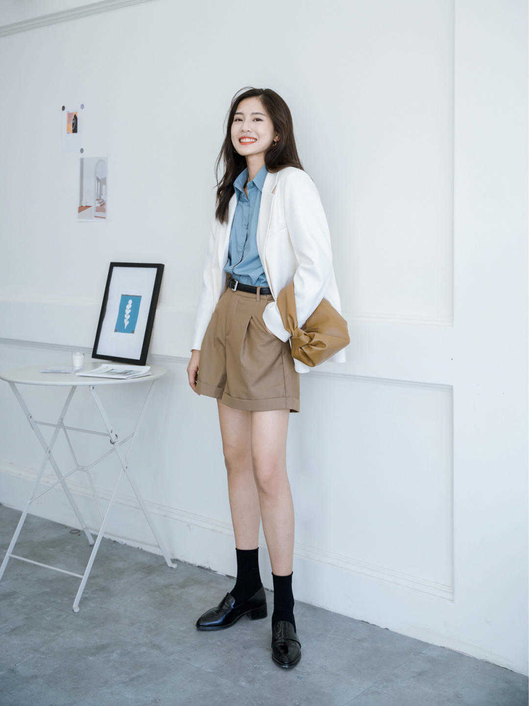 颜色|西服不要光选黑色,其他颜色效果更好,时髦又耐看,还自带气质