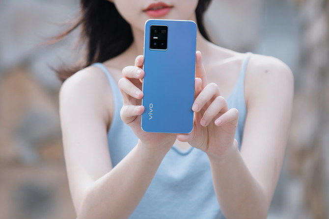 vivo S10 Pro体验：手机里的自拍APP都可以卸载了