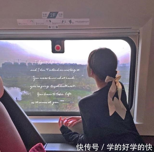 赵露思 时尚圈真是个轮回!盘点今年流行的“土味发饰”,没想到还真好看!