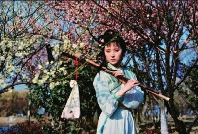 《红楼梦》林黛玉最终结局嫁给北静王做小妾,心有不甘泪尽而亡