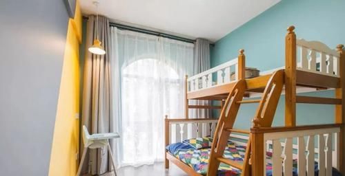 空间|孩子喜欢的双层高低床，不仅童趣满满，还是节省空间的能手！