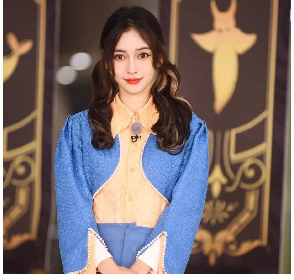 楊穎|楊穎發(fā)文疑將退出跑男，因宋雨琦枕頭互打，遭工作人員嫌棄太老？