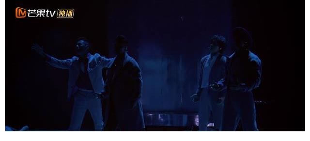 当年情|披荆斩棘的哥哥第九期《达拉崩吧》燃爆全场，《当年情》余韵无穷