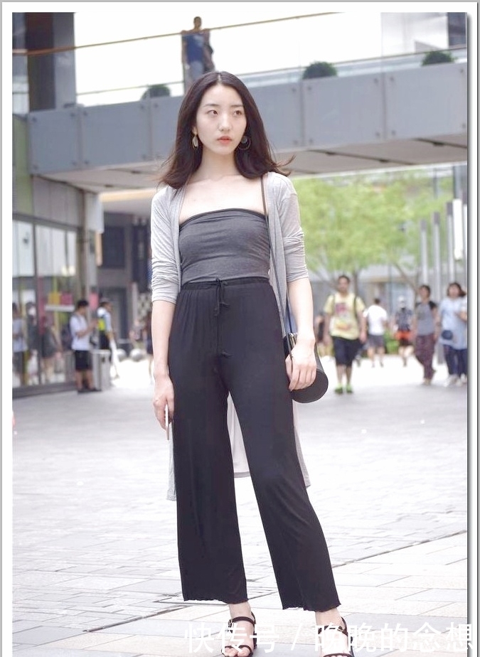 气质|街拍:街拍达人时尚穿搭大集合,显得优雅又有气质