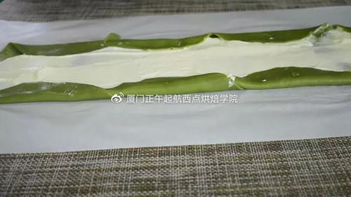 2分钟教你做毛巾卷蛋糕,做法简单,不用烤箱,看完不会的找我