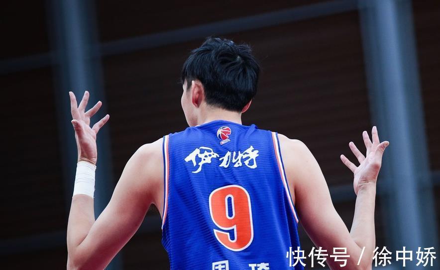 nbl|绝口不提CBA，拒绝支招新疆队，不是周琦太绝情，只因被伤得太深