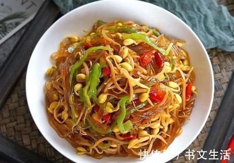 炒粉条时,别只会下锅煮,多加1个步骤,粉条鲜香入味,还不粘连