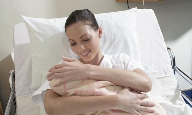 咳嗽|如何避免刚出生的宝宝受到伤害？有这几个特征的人，别去接触孩子