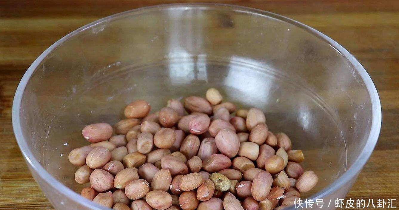 1碗花生米,1个鸡蛋,筷子一搅,百吃不厌,做饭特别受欢迎