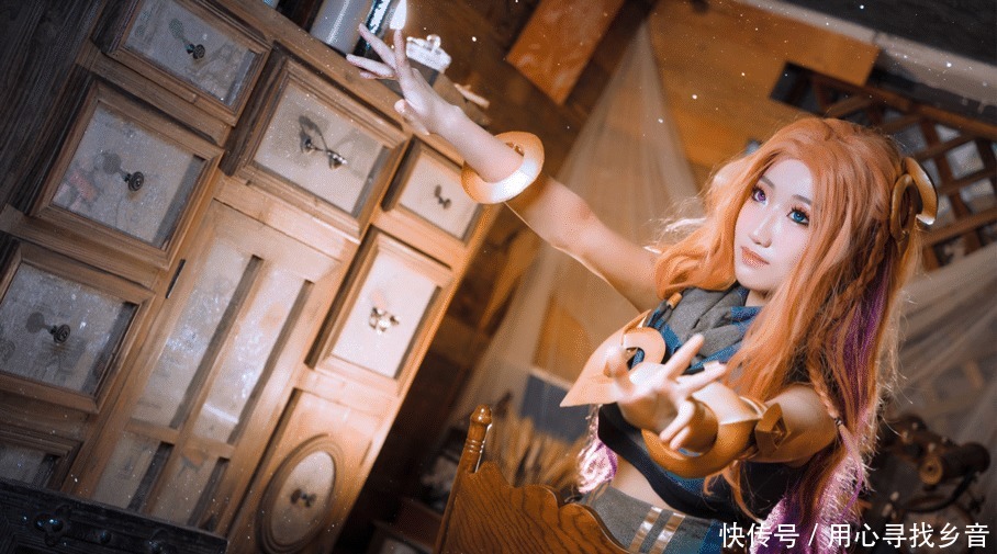 异瞳|这只异瞳小萝莉可是会“睡”人的哦！佐伊COS赏析