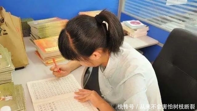 家里人是老师是什么体验？过来人自述：挨打总比成绩公布来得快