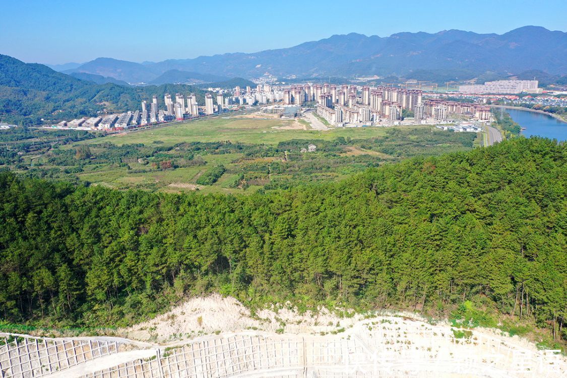 城市之光|恒大海上半岛、恒大御海天下、恒大溪上桃花源、恒大城市之光