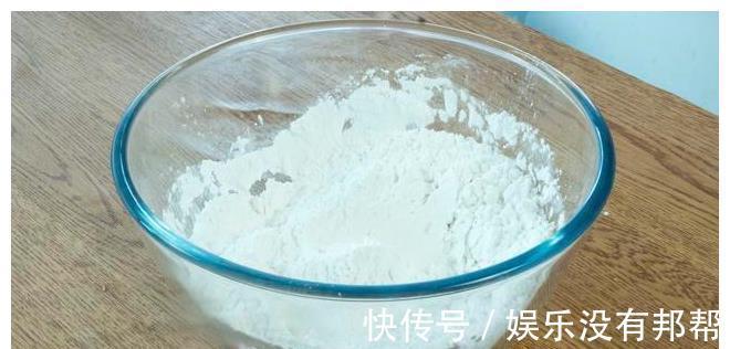 柠檬汁|紫甘蓝居然可以这样吃,不用炒不凉拌,营养又美味,孩子点名要吃