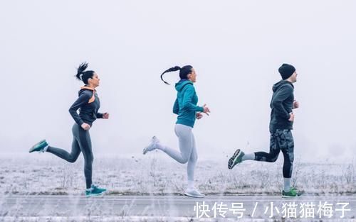 枯燥|花3分钟时间，学会这6个跑步小技巧，轻松跑到老