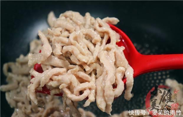 调味品|炒瘦肉，有人放淀粉，有人放蛋清，都不对，教你这招，香嫩入味