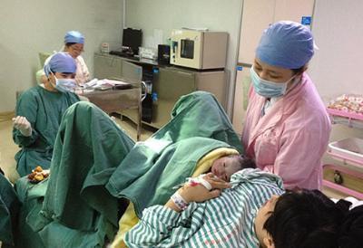 孕妇|“头胎”生娃很快,婆婆心生疑虑,揪出儿媳隐情后全家乱作一团