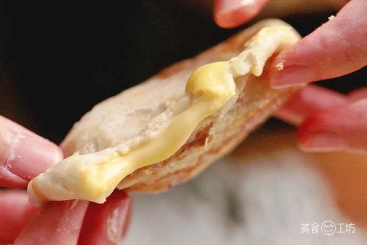 这是年糕最幸福的吃法,烫嘴也要抢着吃