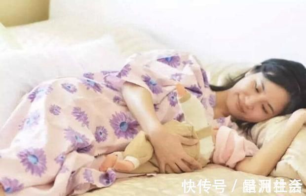 喝奶|宝宝吃母乳时,为什么一会儿就睡着,不久后又醒来?答案很暖心