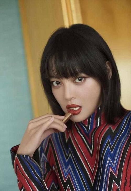 女生脸上有3个“特征”,就剪掉你的长发吧,短发才更适合你