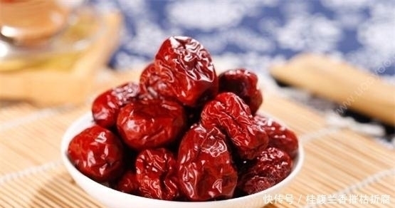 减肥瘦身|女生不想变大妈，多吃三种食物，减肥瘦身、补血养颜，好吃又不贵