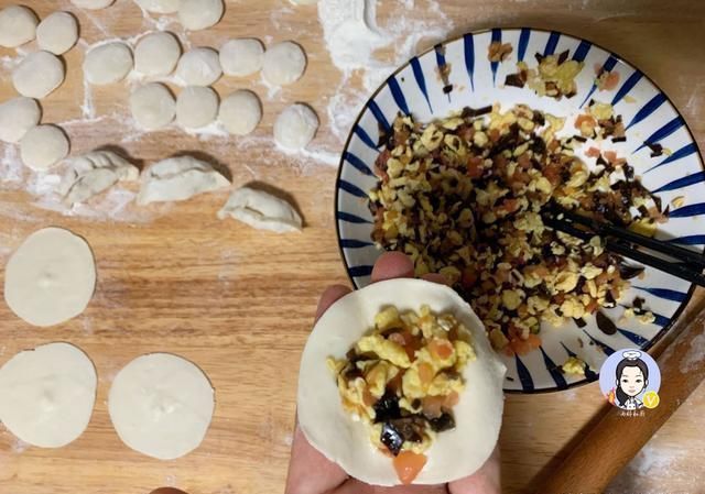 凉水|番茄还可以包饺子,鲜美多汁不油腻,比肉馅还香,太好吃了