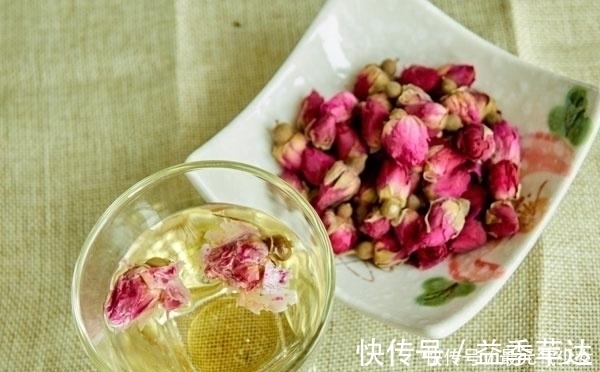 湿气|45-55岁的女性，经期常喝4种水，暖子宫祛湿气，子宫毒素慢慢变少