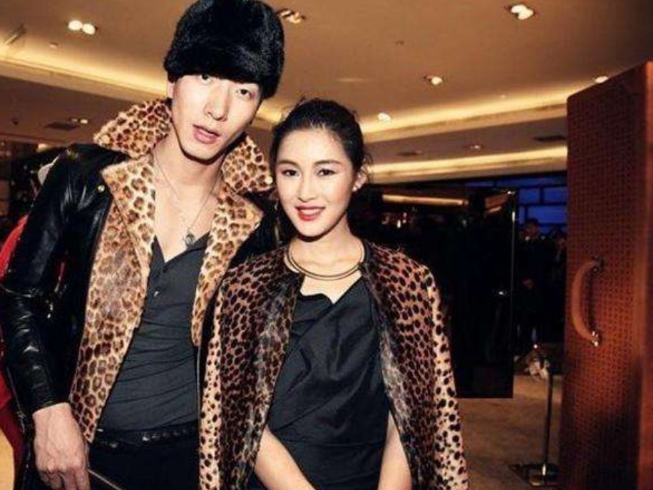 頒獎典禮|張亮的毀滅史：從“好爸爸”到“無人問津”，他哪步走錯了？