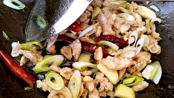 这一道减脂餐你们吃了吗成本只需要两元,美味又营养,体重轻了