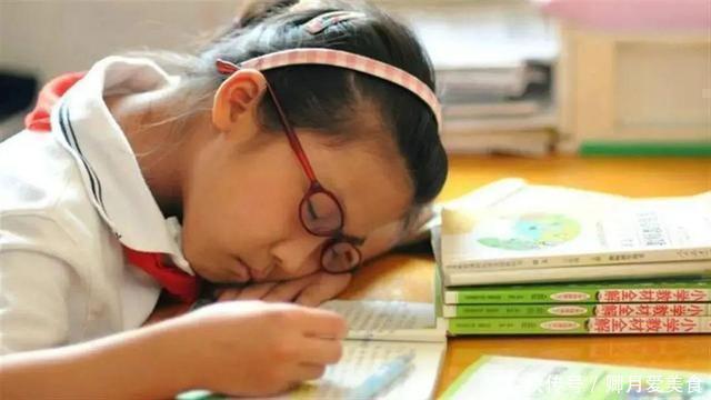 作业|孩子被罚抄“22页”,熬夜到凌晨,第2天父亲做了一个大胆决定