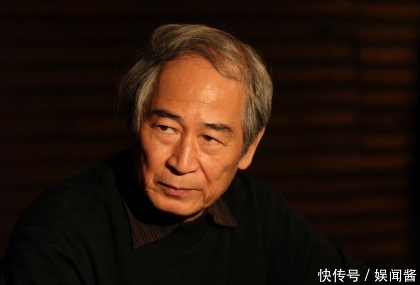 世界公认的大师,隐居深山40年潜心戏剧:世界是一座精神病院